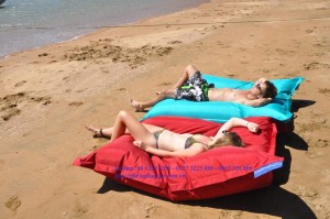 ghe-luoi-hat-xop-bai-bien-hinh-chu-nhat