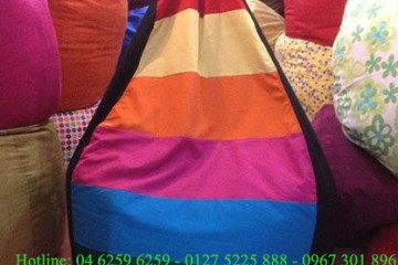 So sánh ghế lười hạt xốp hình quả lê và hình thuyền